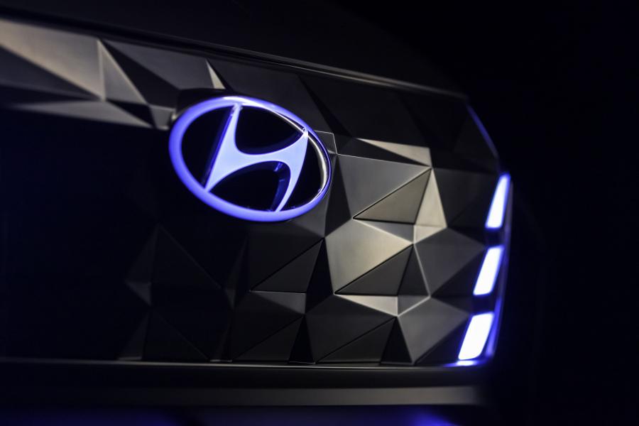 Логотип Hyundai Vision T Concept 2019 года  (фото 24 из 82)